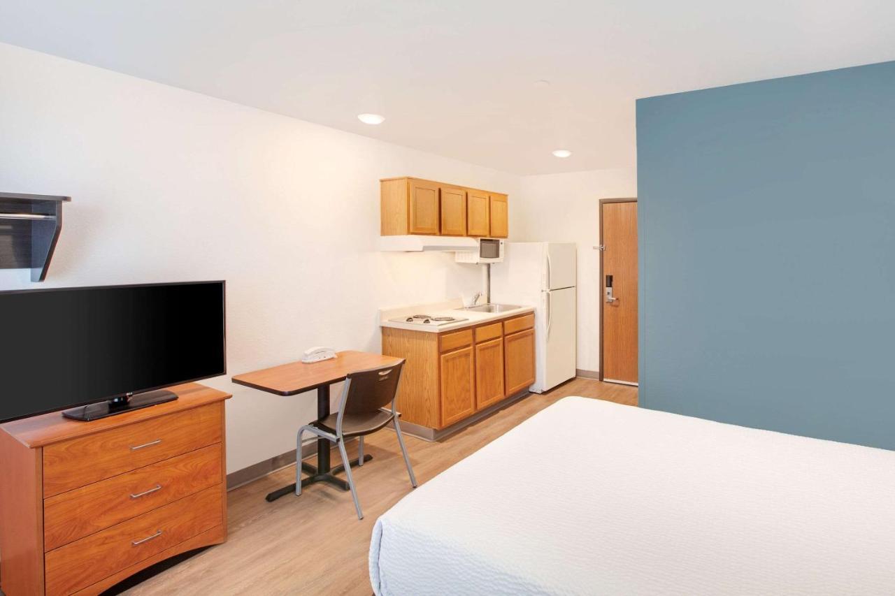 Woodspring Suites Harlingen Bagian luar foto
