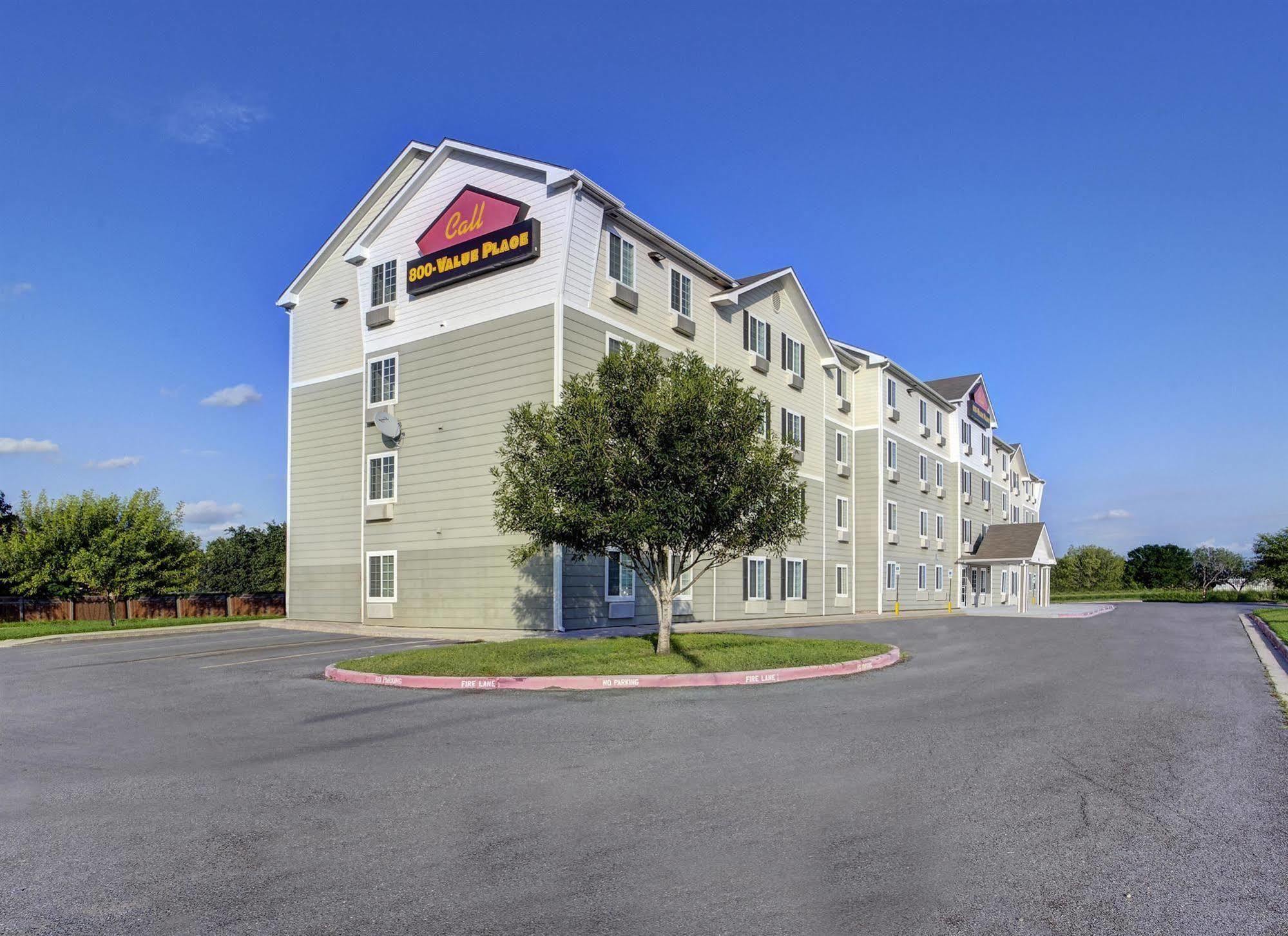 Woodspring Suites Harlingen Bagian luar foto