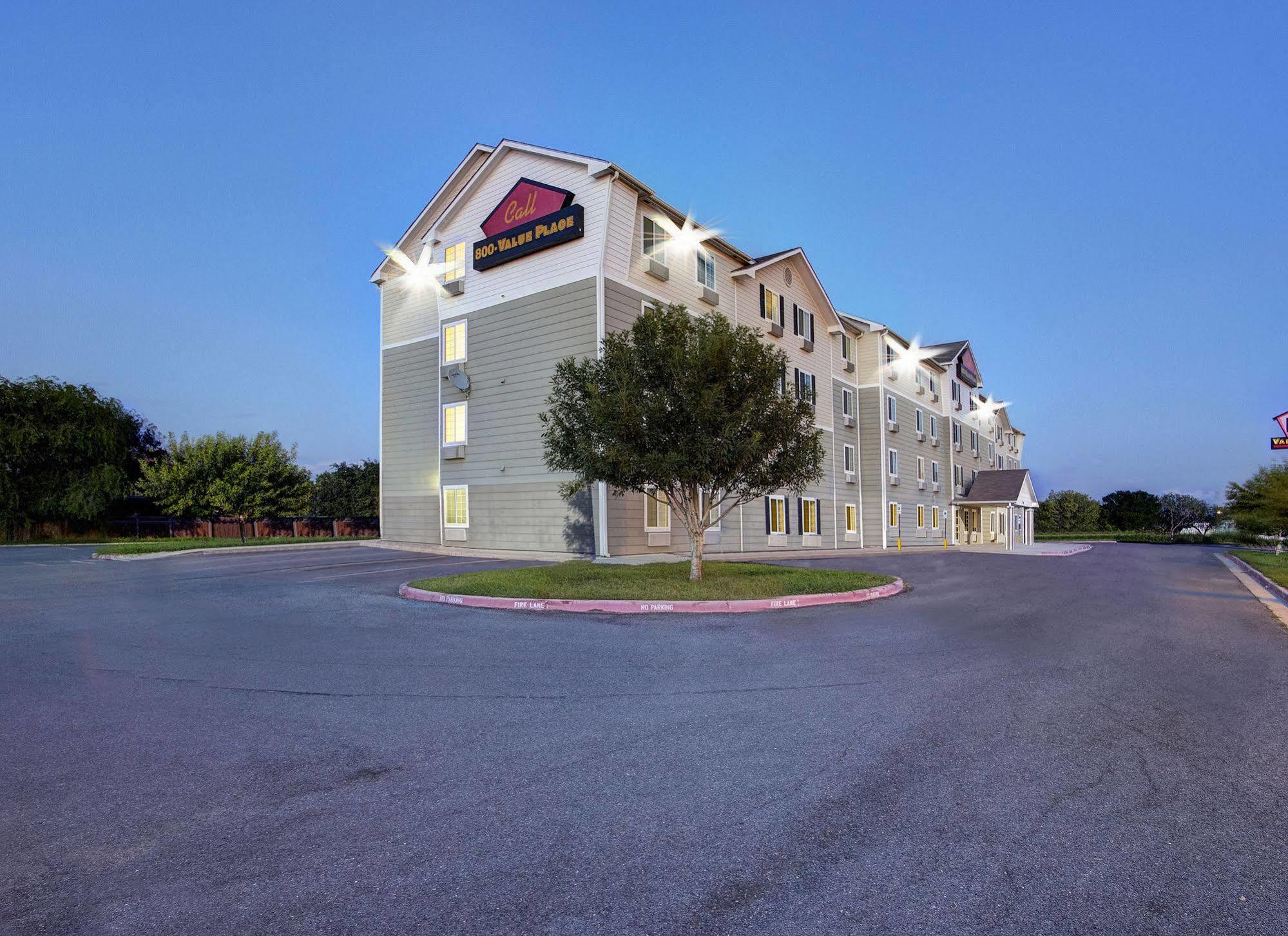 Woodspring Suites Harlingen Bagian luar foto