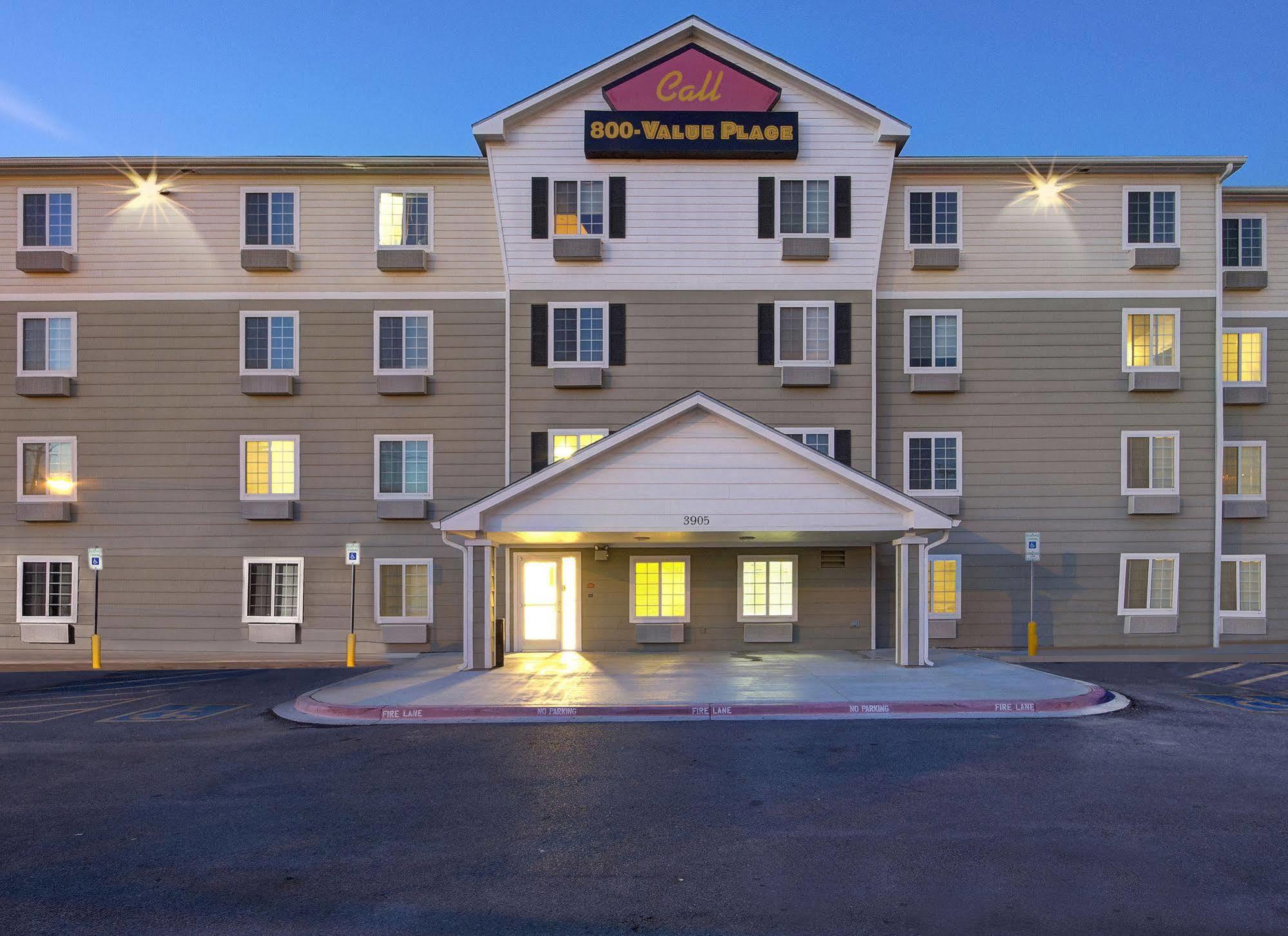 Woodspring Suites Harlingen Bagian luar foto